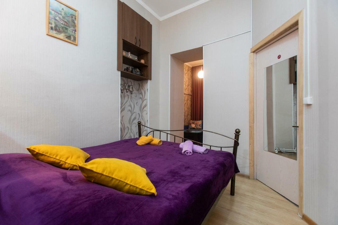 Minimalist Studio Walking Distance To City Centre Apartment Tbilisi Exterior photo